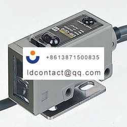 E3SCD12  Omron diffuse photoelectri