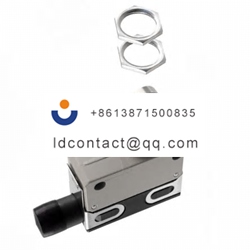 D4E 1A10N Omron Roller Plunger Type